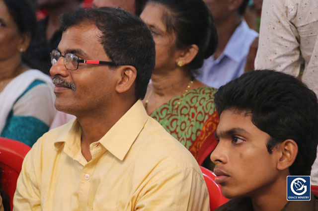 Hundreds gathered to the One Day Fasting prayer organized by Grace Ministry at it's Prayer Center at Balamatta, Mangalore here on October 12th, Friday 2018. 